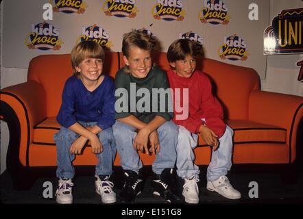 Zachery Ty Bryan Mit Jonathan Taylor Kredit Bild C Ed Geller Globe Photos Zumapress Com Stockfotografie Alamy