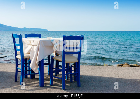 Straßencafé in Kissamos. Kreta, Griechenland Stockfoto