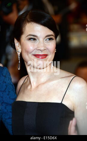 Cannes, Frankreich. 22. Mai 2014. CANNES, Frankreich - 22. Mai: Anne Dorval besuchen die "Mama" Premiere während der 67. jährlichen Cannes Film Festival am 22. Mai 2014 in Cannes, Frankreich Credit: Friedrich Injimbert/ZUMAPRESS.com/Alamy Live News Stockfoto