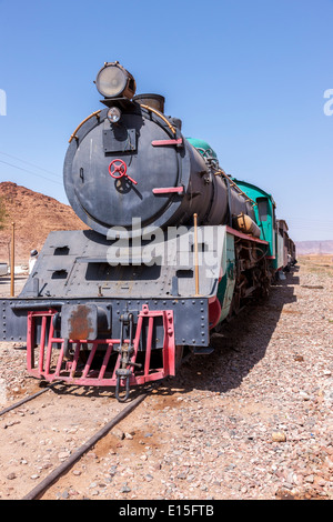 Hedschas Eisenbahn Lokomotive in Wadi Rum Station, Aqaba, Jordanien. Stockfoto