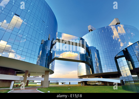 Brasilien, Brasilia: Moderne Glasturm der General Staatsanwaltschaft Stockfoto