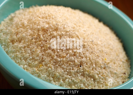 ungekocht Hominy grits Stockfoto