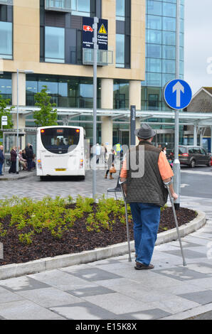 Bristol, UK. 23. Mai 2014. 180 Patienten Operationen abgebrochen £ 430 Millionen NHS Trust Southmead Hospital in Bristol. Bildnachweis: Robert Timoney/Alamy Live-Nachrichten Stockfoto