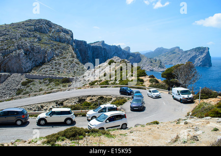 Autos auf Straßen in Mallorca Spanien Stockfoto