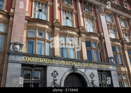 Alte Fassade zu einer Genossenschaft Wholesale Society Limited Gebäude im Stadtzentrum von Manchester UK Stockfoto