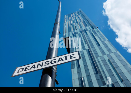 Im Beetham Tower Hilton Hotel am Deansgate Manchester UK Stockfoto