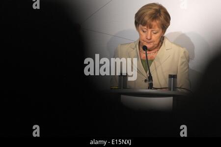 Düsseldorf, Deutschland. 23. Mai 2014. Bundeskanzlerin Angela Merkel spricht im Rahmen der Jahrestagung des American Board Of Trade in Düsseldorf, 23. Mai 2014. Foto: Marius Becker/Dpa/Alamy Live News Stockfoto