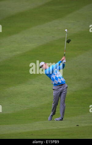Wentworth, Surrey, UK. 23. Mai 2014. Szenen aus dem zweiten Tag der PGA European Tour Meilenstein der BMW PGA Championship JUSTIN ROSE greift bei der 7. Credit: Motofoto/Alamy Live News Stockfoto
