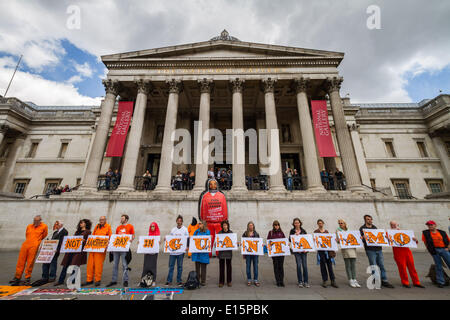London, UK, 23. Mai 2014. "Not Another Day" im Gefängnis Guantánamo protestieren Credit: Guy Corbishley/Alamy Live-Nachrichten Stockfoto
