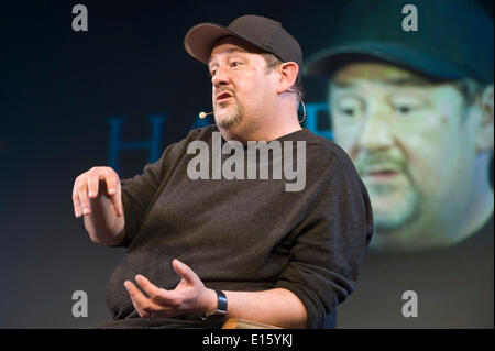 Michael Pennington spricht über seine buchen immer Johnny Vegas auf der Bühne 2014 Hay Festival © Jeff Morgan Stockfoto