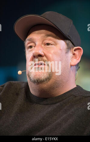 Michael Pennington spricht über seine buchen immer Johnny Vegas auf der Bühne 2014 Hay Festival © Jeff Morgan Stockfoto