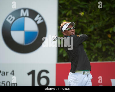 Wentworth, UK. 23. Mai 2014. Thongchai JAIDEE [THA] in der zweiten Runde der 2014 BMW PGA Championship von The West Course Wentworth Golf Club Credit: Action Plus Sport/Alamy Live News Stockfoto