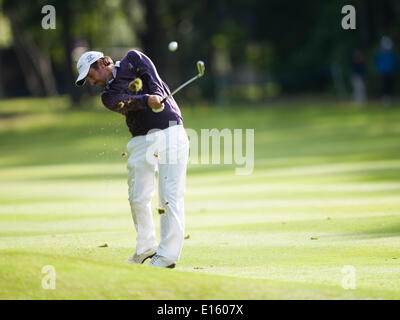 Wentworth, UK. 23. Mai 2014. Thomas AIKEN [RSA] in der zweiten Runde der 2014 BMW PGA Championship von The West Course Wentworth Golf Club Credit: Action Plus Sport/Alamy Live News Stockfoto
