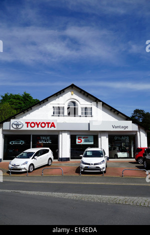 Vantage Toyota Autohaus & Showroom, Grange über Sand, Cumbria, England, UK Stockfoto