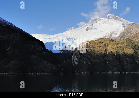 Gletscher Espana. Der nordwestliche Arm des Beagle-Kanals führt durch den sogenannten Glacier Alley oder Avenue der Gletscher Stockfoto