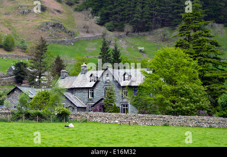 Neue Dungeon Ghyll Hotel, Great Langdale, Ambleside, Nationalpark Lake District, Cumbria, England, UK Stockfoto