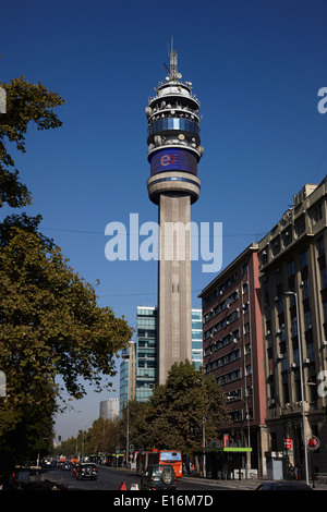 Torre Entel tv Fernmeldeturm in der Innenstadt von Santiago Chile Stockfoto