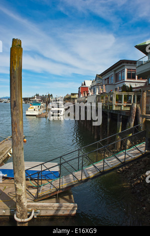 Uferpromenade in La Conner, Washington, USA Stockfoto