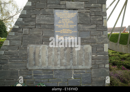 Denkmal für 266 Bergleute an Gresford Zeche Explosion getötet. 22. September 1934. Stockfoto