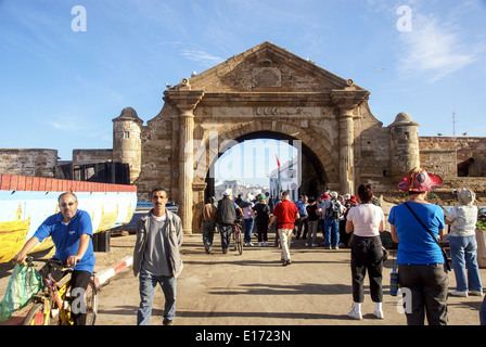 Essaouira, Marokko angereicherte Ufermauer Stockfoto
