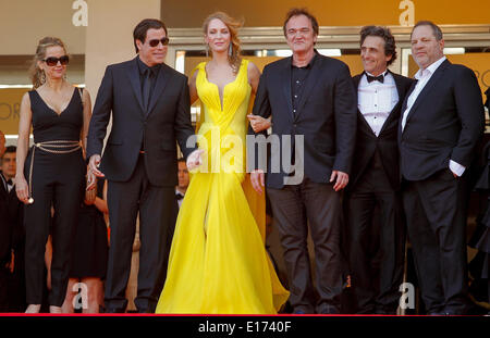 KELLY PRESTON JOHN TRAVOLTA UMA THURMAN QUENTIN TARANTINO LAWRENCE BENDER HARVEY WEINSTEIN SILS MARIA. 67. CANNES PREMIERE Stockfoto