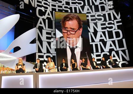 Beste Schauspieler Gewinner Timothy Spall besucht die Abschlussfeier der 67. Internationalen Filmfestspiele von Cannes am Palais des Festivals in Cannes, Frankreich, am 24. Mai 2014. Foto: Hubert Boesl - kein Draht-Dienst- Stockfoto