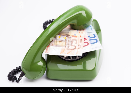 Bild zeigt eine grüne retro beschäftigt Telefon isoliert auf weißem Hintergrund Stockfoto
