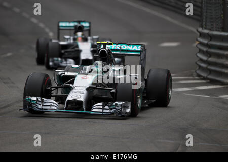 Monte Carlo, Monaco. 25. Mai 2014. NICO ROSBERG und Mercedes AMG Petronas F1 Team fährt in der Formel 1 Monaco Grand Prix 2014 in Monte Carlo, Monaco. Bildnachweis: James Gasperotti/ZUMA Wire/ZUMAPRESS.com/Alamy Live-Nachrichten Stockfoto