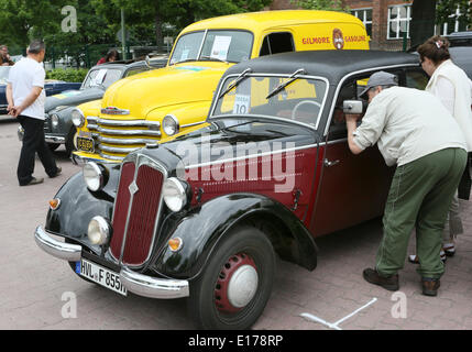 Berlin, Deutschland. 24. Mai 2014. Ein Ifa ist auf dem Display während der 8. DEKRA Oldtimer-Treffen in Berlin, Deutschland, 24. Mai 2014. Zahlreiche Autos kämpften um Pokale in acht Kategorien. Foto: Stephanie Pilick/Dpa/Alamy Live News Stockfoto