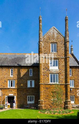 Caley Mill in Heacham Norfolk errichtet 1837 der lokalen Carr Stone ehemalige Wassermühle Räumlichkeiten jetzt von Norfolk Lavender verwendet Stockfoto