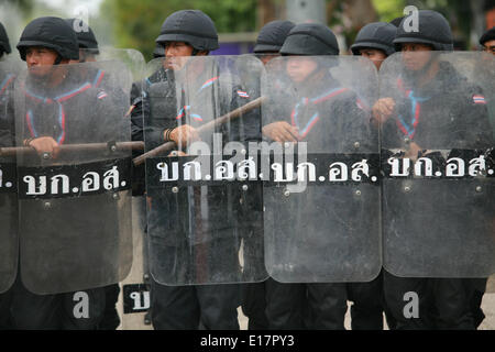 Chiang Mai, Thailand. 26. Mai 2014. Royal Thai Army, Militärpolizisten und Spezialeinheiten während einer militärischen Bohren und Anti-Rallye in Chiang Mai, Thailand Credit praktizieren: Rohan Radheya/ZUMAPRESS.com/Alamy Live News Stockfoto