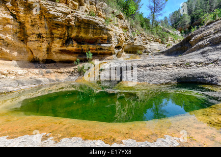 Los Charcos Fluss und Wasserfall, in der Nähe von Ontinyent Provinz Valencia Spanien Stockfoto