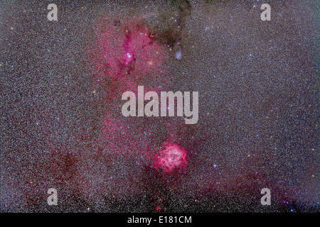 Rosette und Konus Nebel Bereich der Monoceros mit 135mm Tele, ein binokulares Gesichtsfeld zu simulieren. Stockfoto