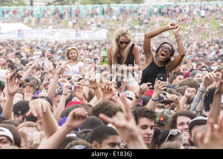 Shakopee, Minnesota, USA. 25. Mai 2014. Fans genießen Soundset Musikfestival in Shakopee, Minnesota Credit: Daniel DeSlover/ZUMAPRESS.com/Alamy Live News Stockfoto