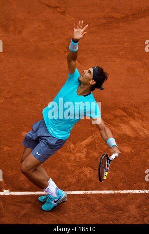 Frankreich, Paris, 26. Mai 2014. Tennis, Roland Garros, Rafael Nadal (ESP) in seinem Match gegen Robby Ginepri (USA) Foto: Tennisimages / Henk Koster/Alamy Live News Stockfoto