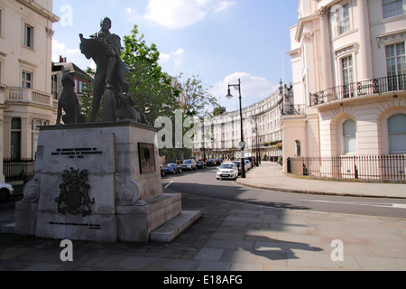 Statue von Sir Robert Grosvenor Belgrave Square in London Stockfoto