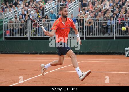 Paris, Frankreich. 26. Mai 2014. Französisch Open 2014, Roland Garros, Paris, ITF Grand-Slam-Tennis-Turnier, Benoit Paire (Fra) Credit: Aktion Plus Sport/Alamy Live-Nachrichten Stockfoto