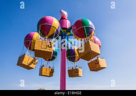 Peppa Schweine Ballonfahrt bei Peppa Pig World, Paultons Park, Romsey, Southampton, England, Vereinigtes Königreich. Stockfoto