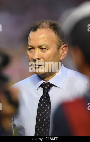 Nationalstadion, Tokio, Japan. 25. Mai 2014. Eddie Jones (JPN), 25. Mai 2014 - Rugby: Japans Trainer Eddie Jones spricht nach der asiatischen 5 Nations Rugby match zwischen Japan 49-8 Hong Kong im National Stadium, Tokio, Japan. © Hitoshi Mochizuki/AFLO/Alamy Live-Nachrichten Stockfoto