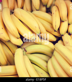 Haufen von reifen Bananen Stockfoto