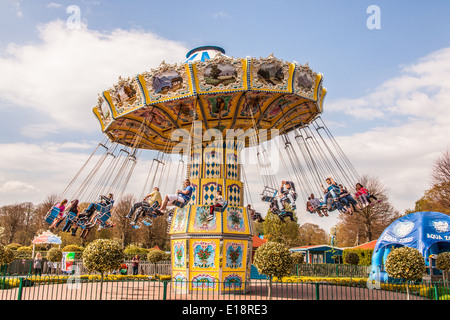 Der Himmel Swinger Messegelände fahren Paultons Park, Southampton, England, Vereinigtes Königreich. Stockfoto