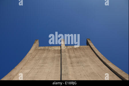 Das Denkmal für die Berliner Airbridge wird am ehemaligen Flughafen Tempelhof in Berlin am 3. März 2014 gesehen. Foto: Wolfram Steinberg dpa Stockfoto