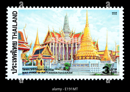 Thailand - Circa 2002: Eine Thai Briefmarke gedruckt in Thailand mit einem traditionellen thailändischen buddhistischen Tempel Stockfoto