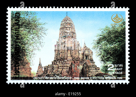 Thailand - Circa 2002: Eine Thai Briefmarke gedruckt in Thailand mit einem traditionellen thailändischen buddhistischen Tempel Stockfoto