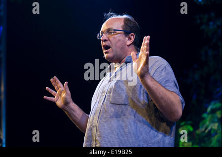 Heu auf Wye Wales UK Dienstag, 27. Mai 2014 William Dalrymple sprechen "Fürsten & Maler in Mughal Delhi 1707-1857' am 6. Tag der Hay Festival 2014 Hay on Wye Powys Wales UK Credit: Jeff Morgan/Alamy Live News Stockfoto