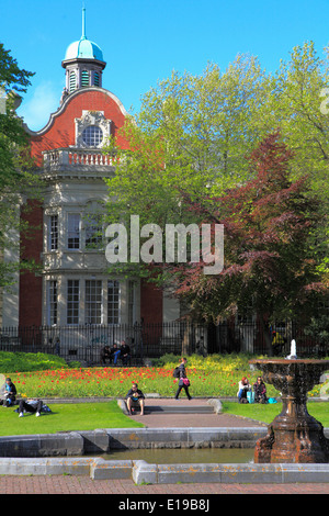 Irland, Dublin, St Patrick's Park, Menschen, Stockfoto