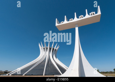 Metropolitan Cathedral of Our Lady Aparecida Brasilia Brasilien, entworfen von Oscar Niemeyer Stockfoto