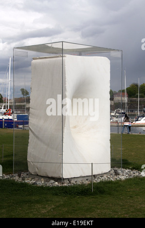 Moderne Kunst außerhalb das Astrup Fearnley Museum in Oslo Stockfoto