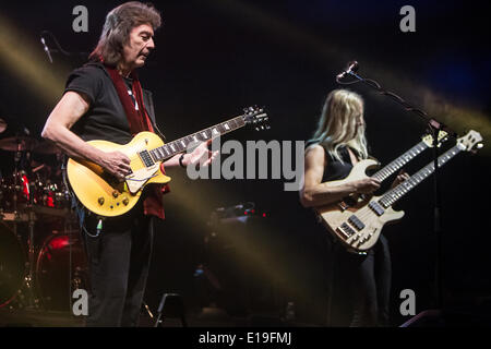 Mailand Italien. 26. Mai 2014. STEVE HACKETT ex-Genesis-Gitarrist tritt am Teatro Linear4Ciak während der "Genesis erweitert 2014 World Tour" Stockfoto