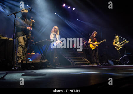 Mailand Italien. 26. Mai 2014. STEVE HACKETT ex-Genesis-Gitarrist tritt am Teatro Linear4Ciak während der "Genesis erweitert 2014 World Tour" Stockfoto